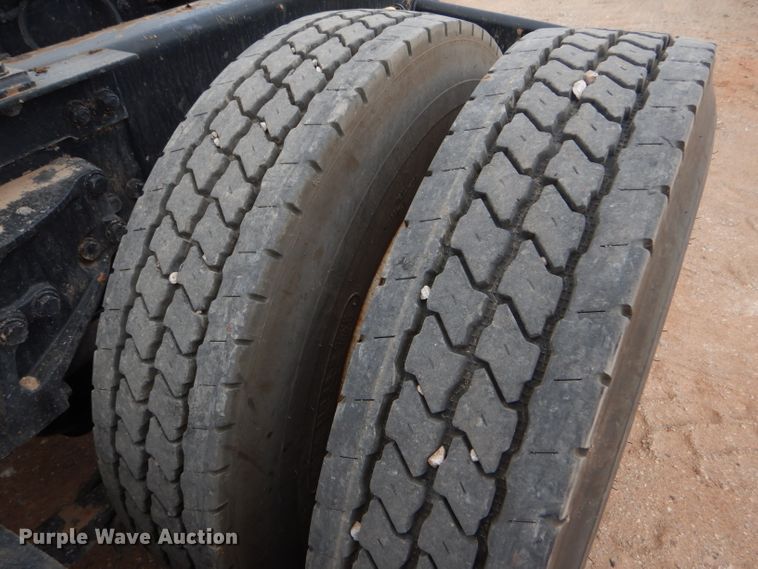 image for item DG0224 2008 Kenworth W900 semi truck