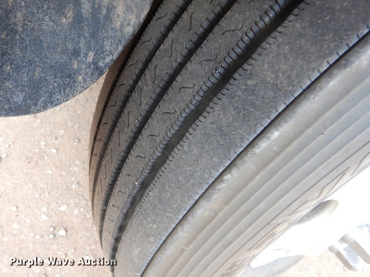 image for item DG0224 2008 Kenworth W900 semi truck