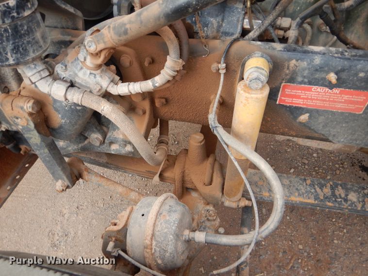 image for item DG0226 2010 Western Star 4900FA semi truck