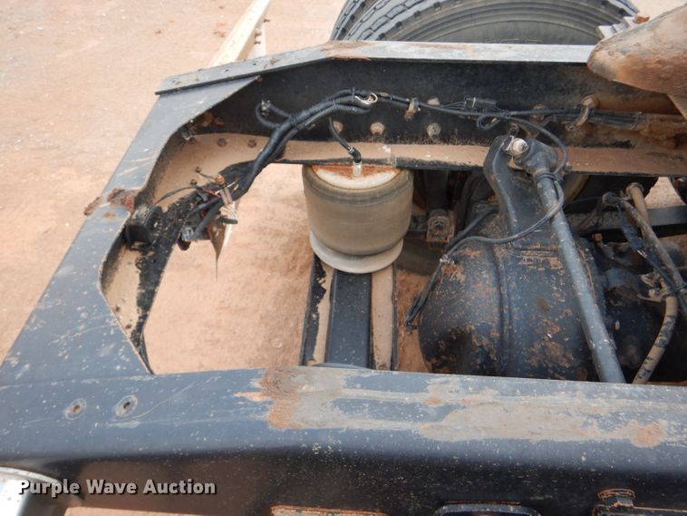 image for item DG0226 2010 Western Star 4900FA semi truck