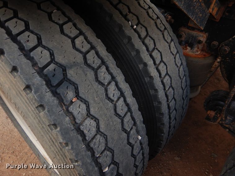 image for item DG0226 2010 Western Star 4900FA semi truck