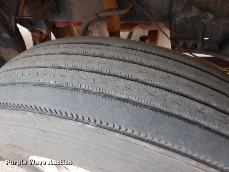 image for item DG0226 2010 Western Star 4900FA semi truck