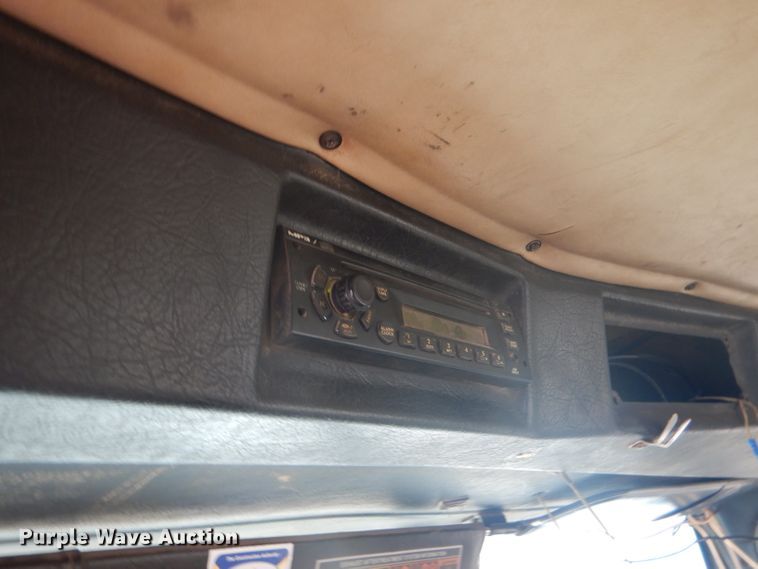 image for item DG0229 2010 Western Star 4900FA semi truck