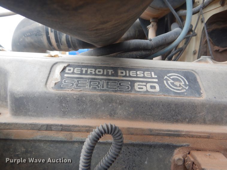 image for item DG0229 2010 Western Star 4900FA semi truck