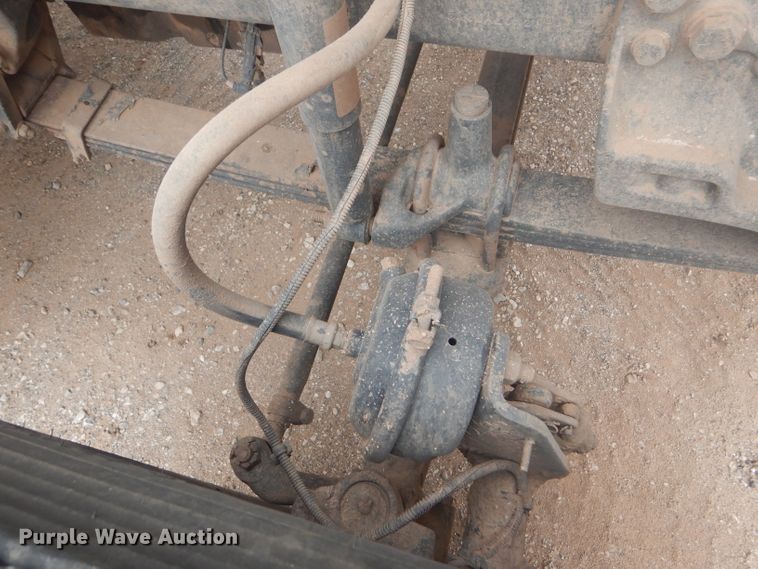 image for item DG0229 2010 Western Star 4900FA semi truck