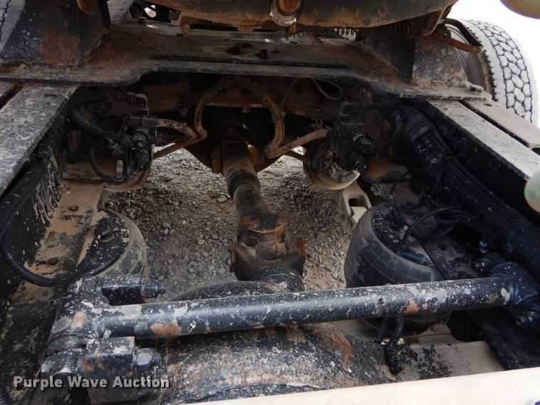 image for item DG4202 2007 Kenworth T800 semi truck