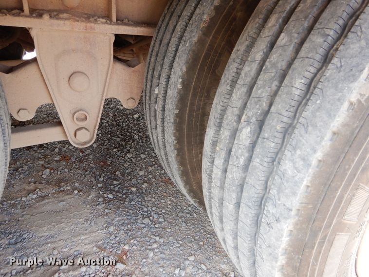 image for item DG4203 2006 Viking VFD46R16F35T drop deck equipment trailer