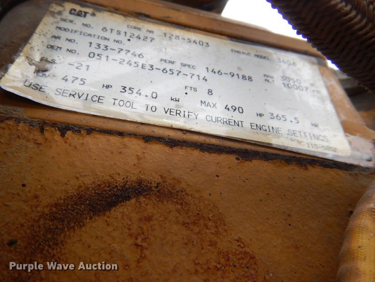 image for item DG4846 1998 Peterbilt 379 semi truck