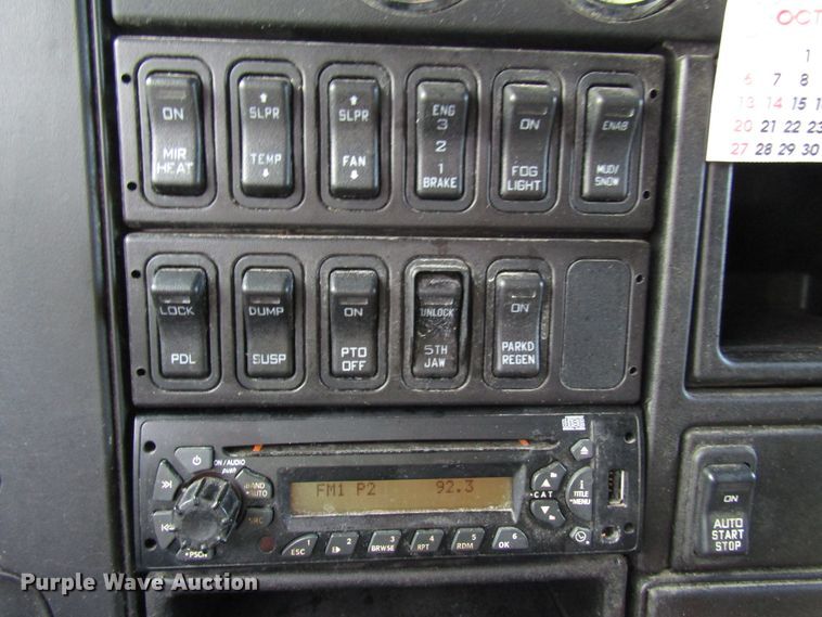 image for item DG6510 2013 International ProStar semi truck