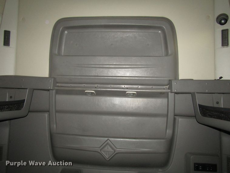 image for item DG6510 2013 International ProStar semi truck