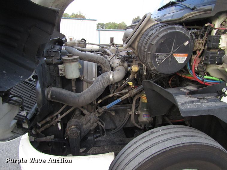 image for item DG6510 2013 International ProStar semi truck