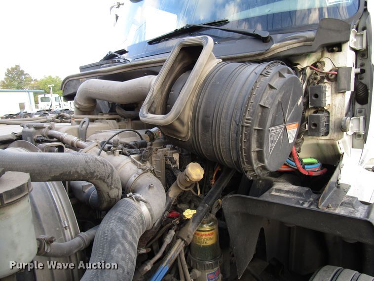 image for item DG6510 2013 International ProStar semi truck