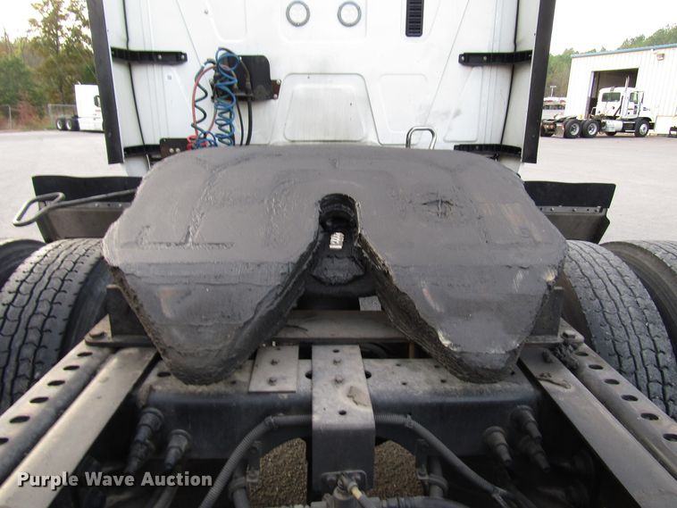 image for item DG6510 2013 International ProStar semi truck