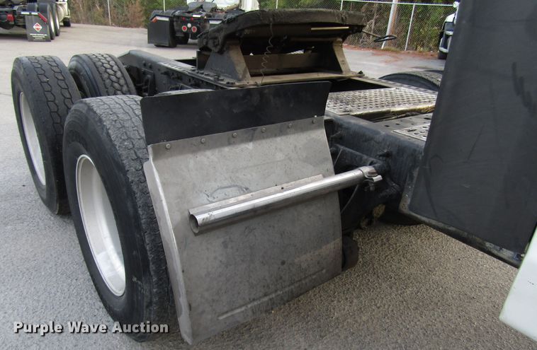 image for item DG6510 2013 International ProStar semi truck