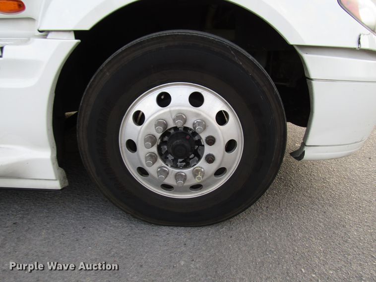 image for item DG6510 2013 International ProStar semi truck