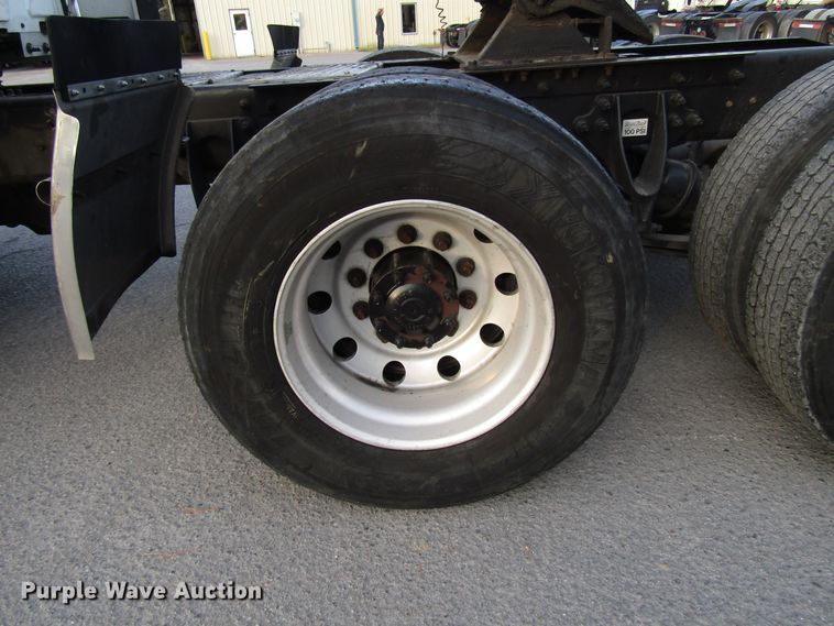 image for item DG6510 2013 International ProStar semi truck