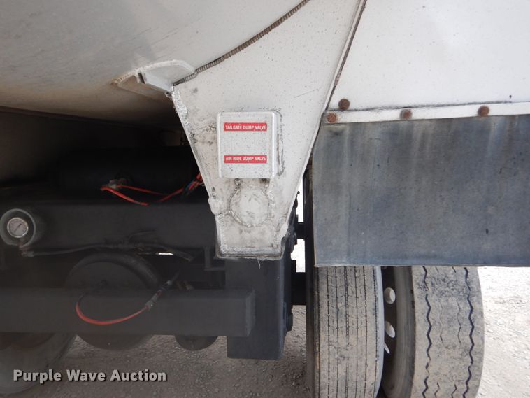 image for item DH2169 1994 Alumatech end dump trailer