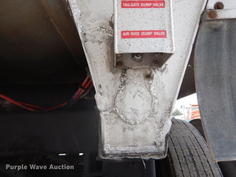 image for item DH2169 1994 Alumatech end dump trailer