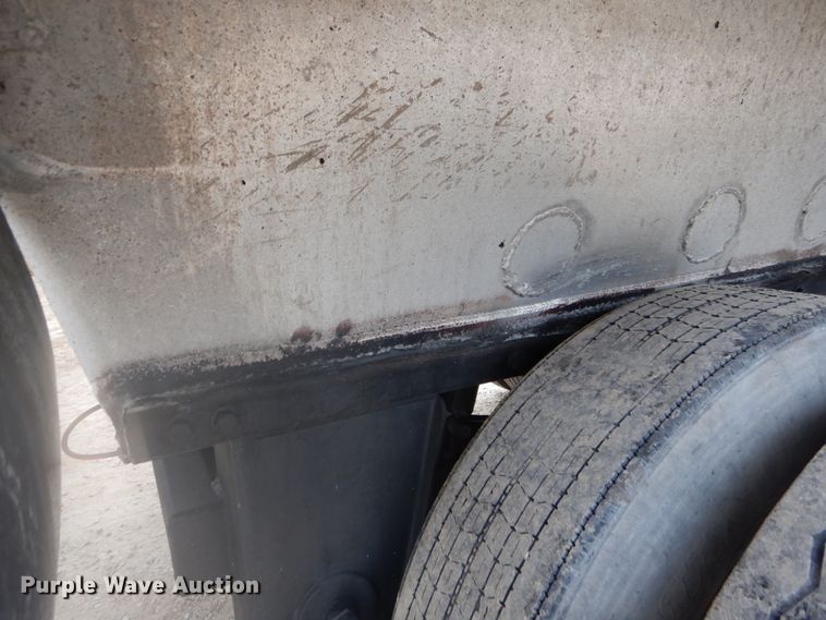 image for item DH2169 1994 Alumatech end dump trailer