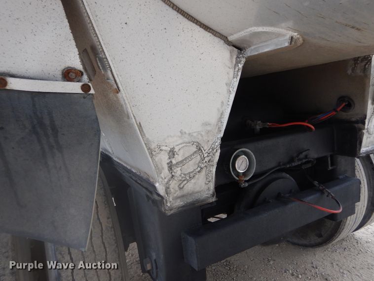 image for item DH2169 1994 Alumatech end dump trailer