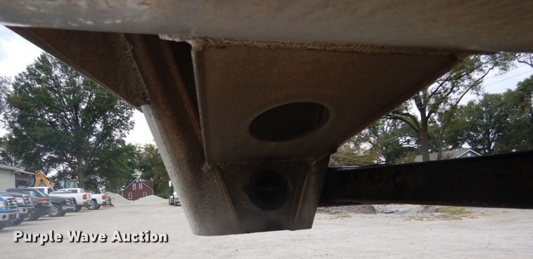 image for item DH2169 1994 Alumatech end dump trailer