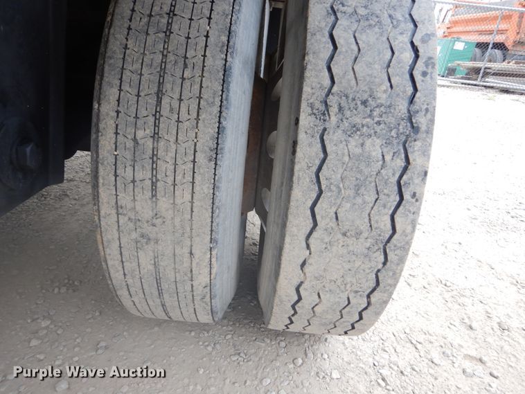 image for item DH2169 1994 Alumatech end dump trailer