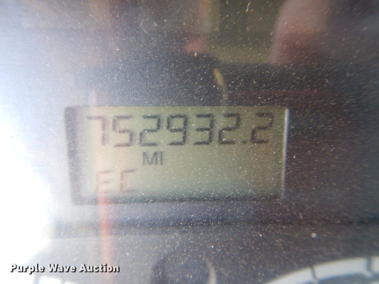 image for item DH2594 2006 Freightliner Columbia semi truck