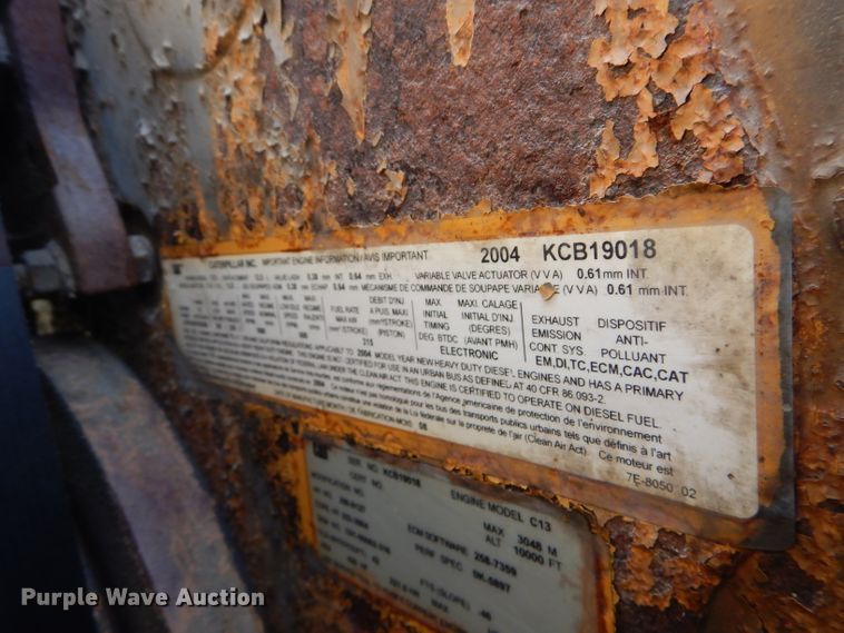 image for item DH2594 2006 Freightliner Columbia semi truck