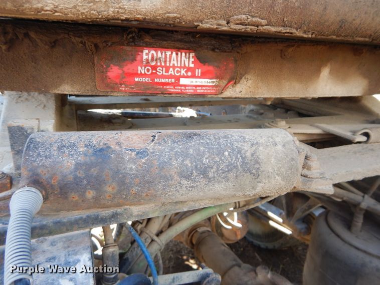 image for item DH2594 2006 Freightliner Columbia semi truck