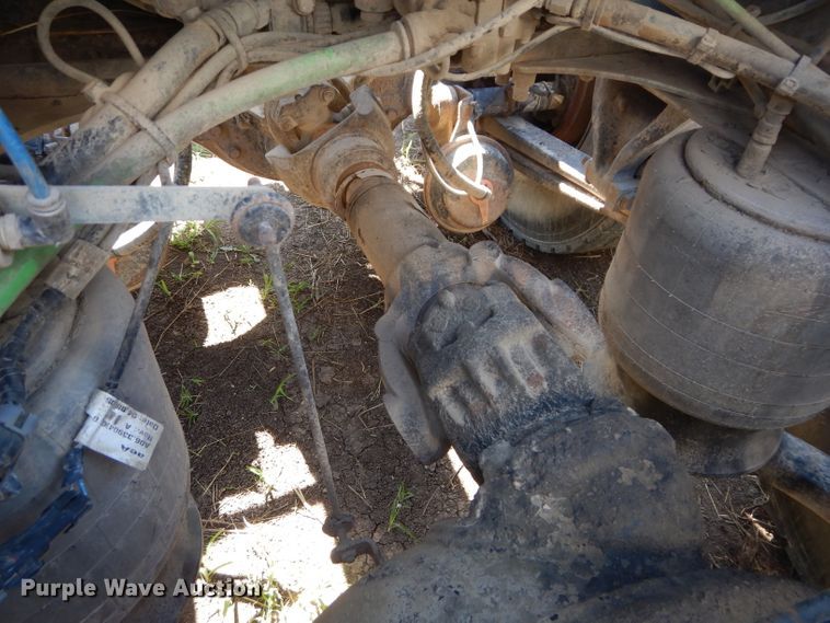 image for item DH2594 2006 Freightliner Columbia semi truck