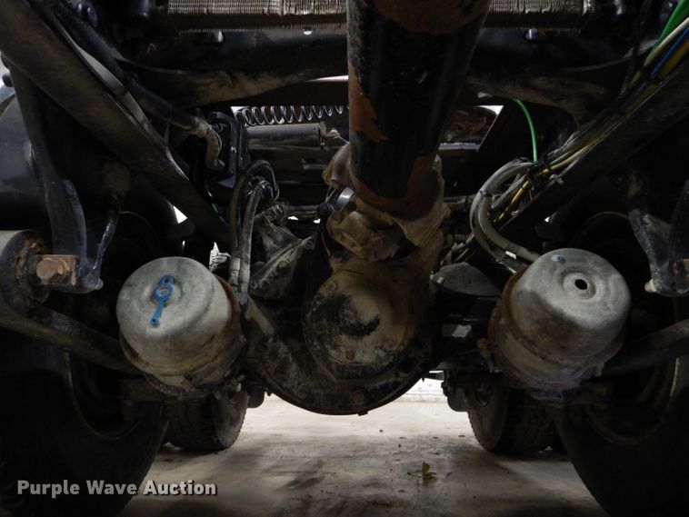 image for item DH2624 2005 Freightliner Columbia semi truck