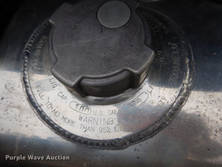 image for item DH2624 2005 Freightliner Columbia semi truck