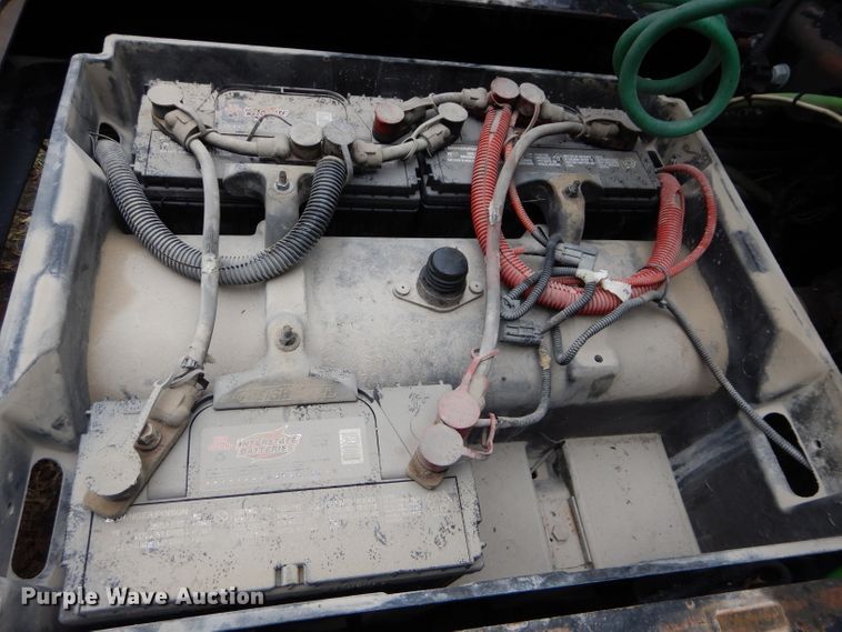 image for item DH2624 2005 Freightliner Columbia semi truck