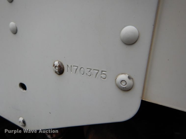 image for item DH2624 2005 Freightliner Columbia semi truck