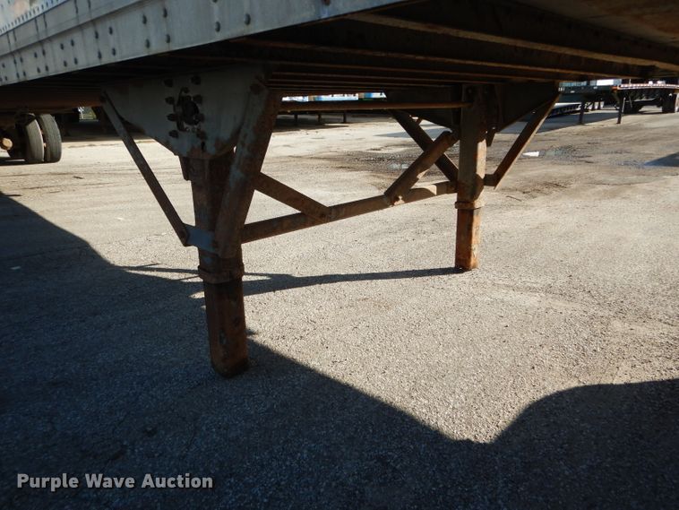 image for item DH6196 2005 Strick dry van trailer