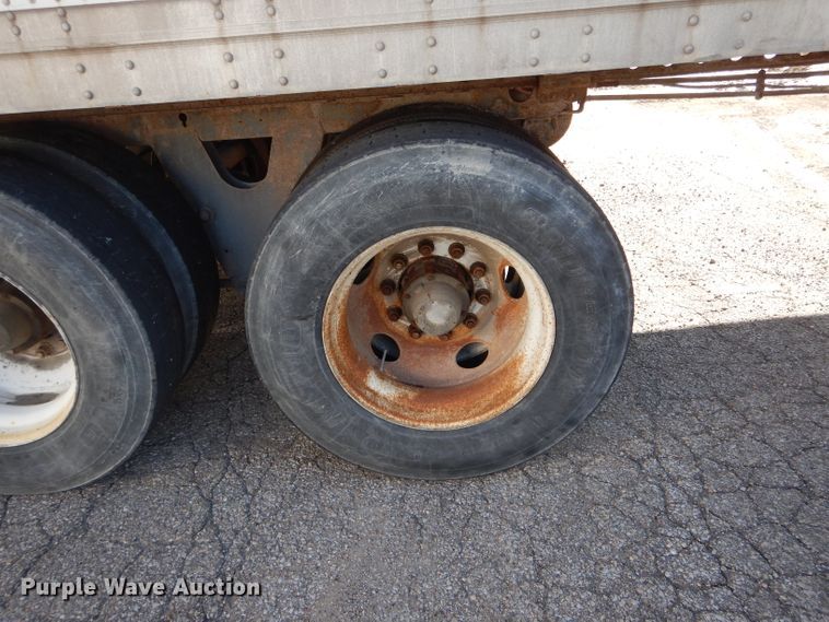 image for item DH6196 2005 Strick dry van trailer