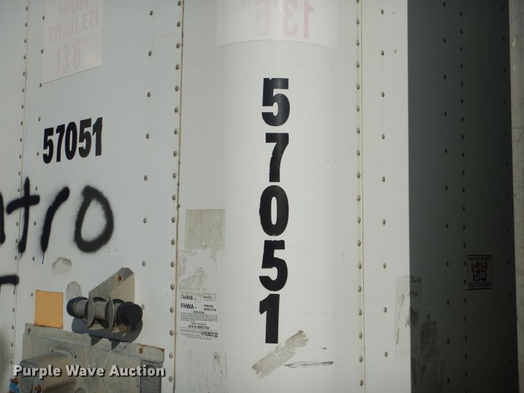 image for item DH6196 2005 Strick dry van trailer