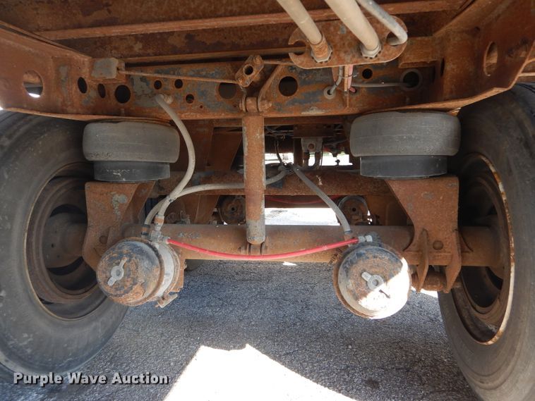 image for item DH6197 2005 Wabash dry van trailer