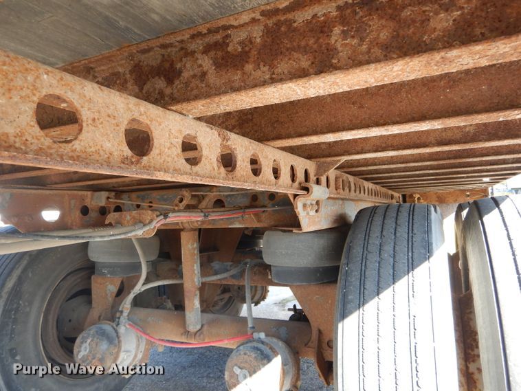 image for item DH6197 2005 Wabash dry van trailer