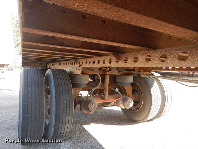 image for item DH6197 2005 Wabash dry van trailer