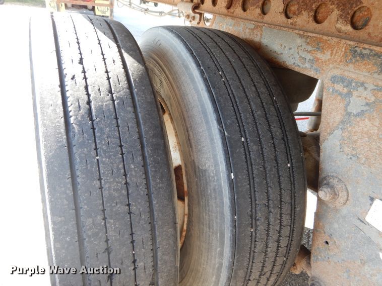 image for item DH6197 2005 Wabash dry van trailer