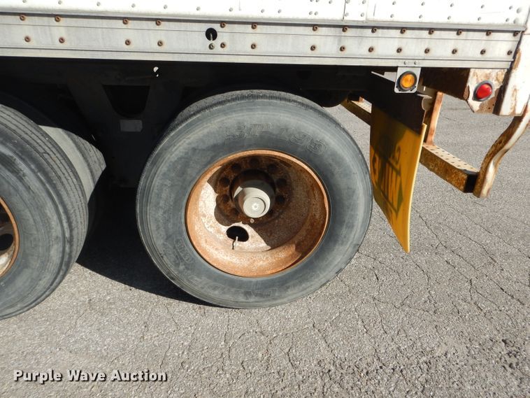 image for item DH6198 2005 Wabash dry van trailer