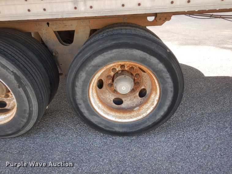 image for item DH6198 2005 Wabash dry van trailer