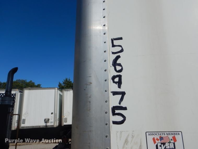 image for item DH6198 2005 Wabash dry van trailer