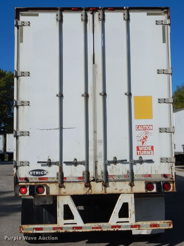 image for item DH6199 2005 Strick dry van trailer