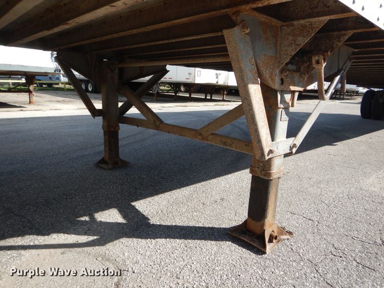 image for item DH6199 2005 Strick dry van trailer