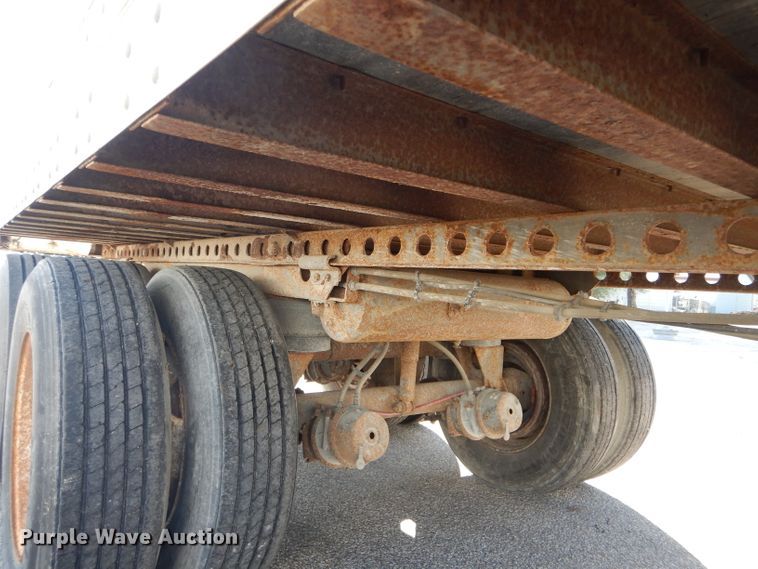 image for item DH6199 2005 Strick dry van trailer