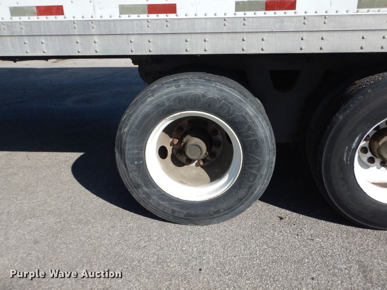 image for item DH6199 2005 Strick dry van trailer