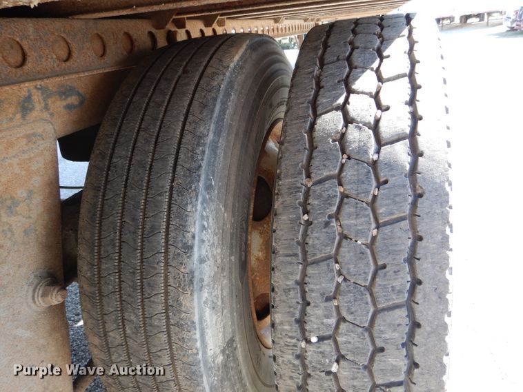 image for item DH6200 2005 Wabash dry van trailer