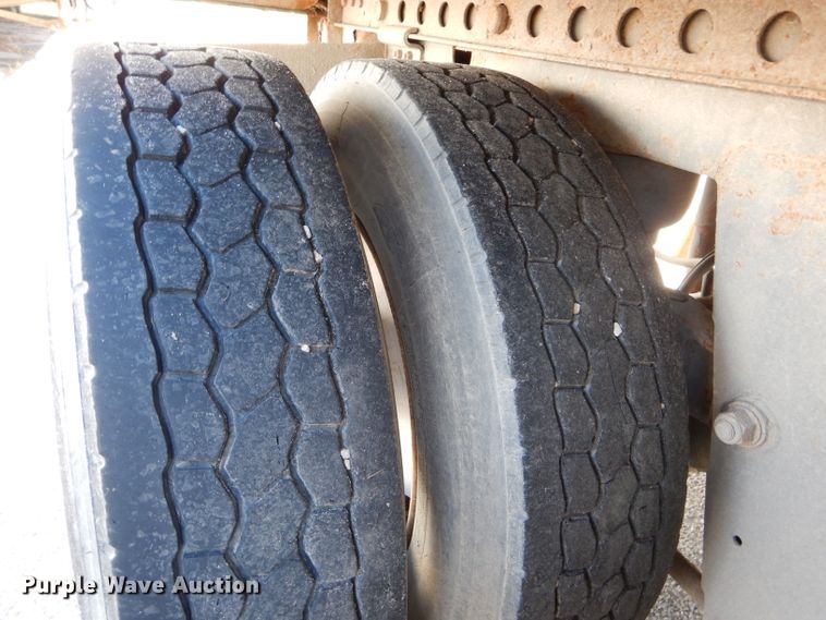 image for item DH6201 2006 Wabash dry van trailer